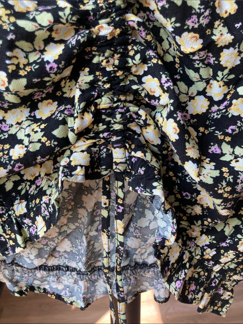 SO top floral print cinch front short sleeve crop top boho casual L jr - Picture 9 of 17